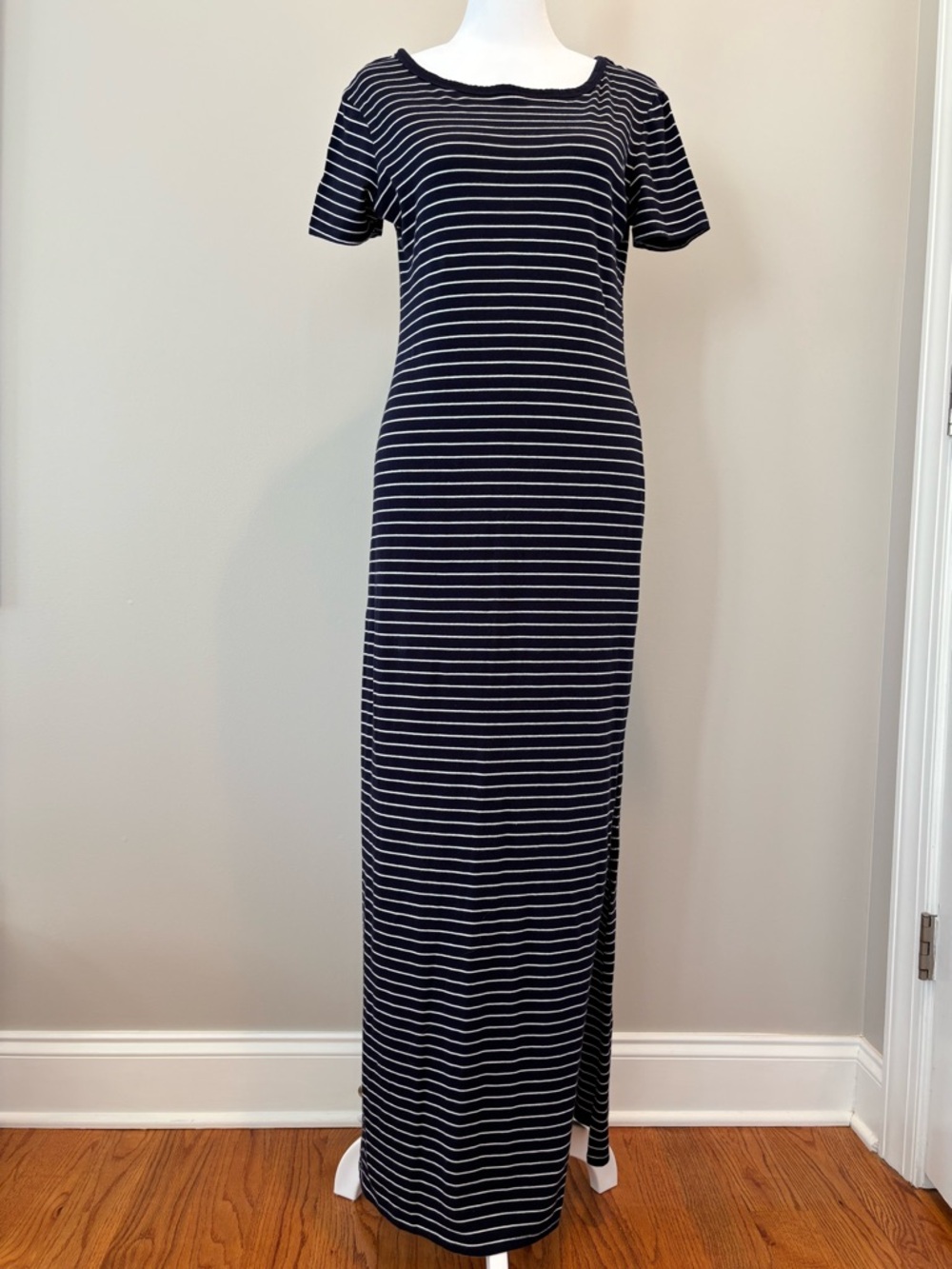 Merona Short Sleeve Maxi Dress Side Slits Womens Medium Navy/White
